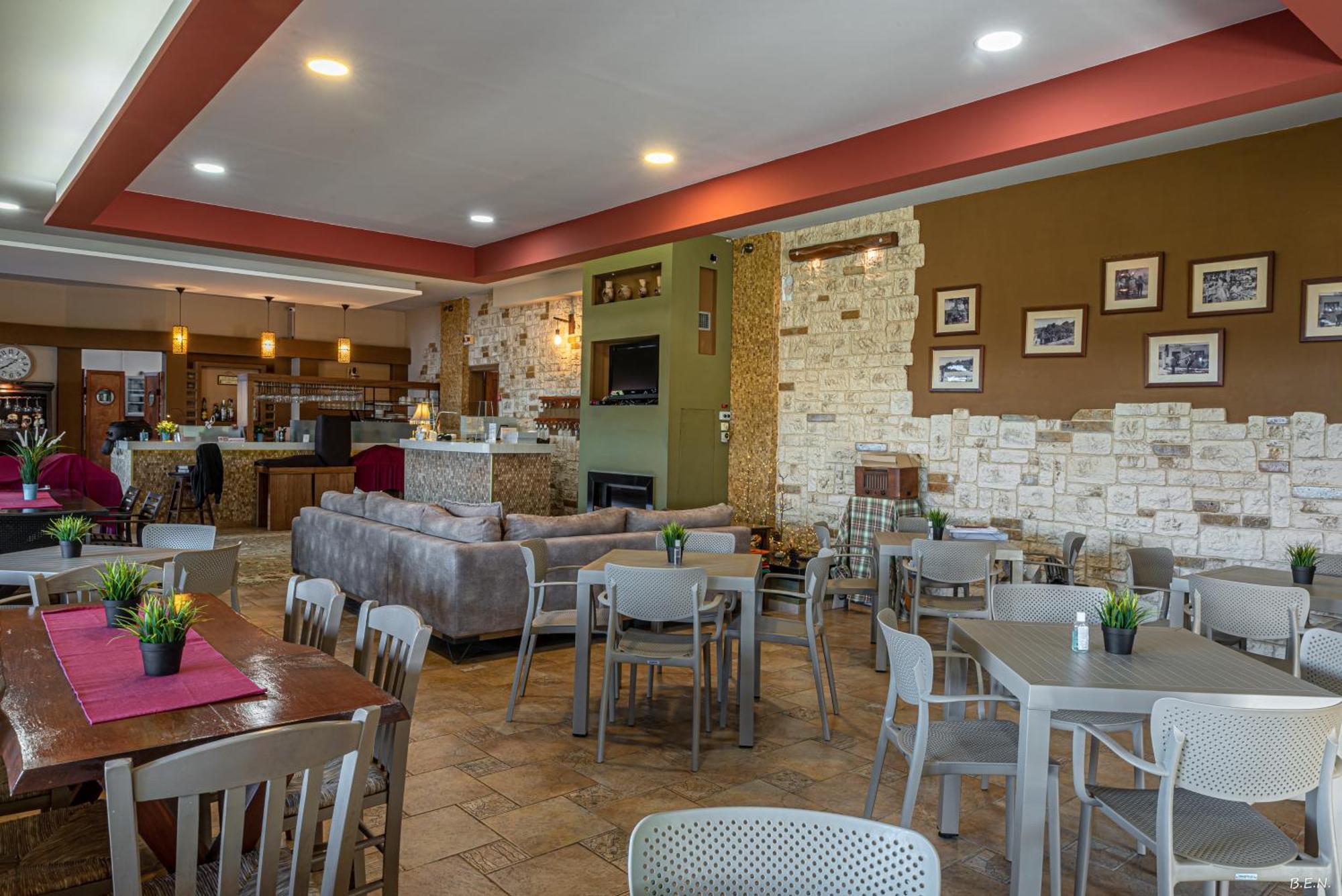 Castella Beach Alissos Ngoại thất bức ảnh