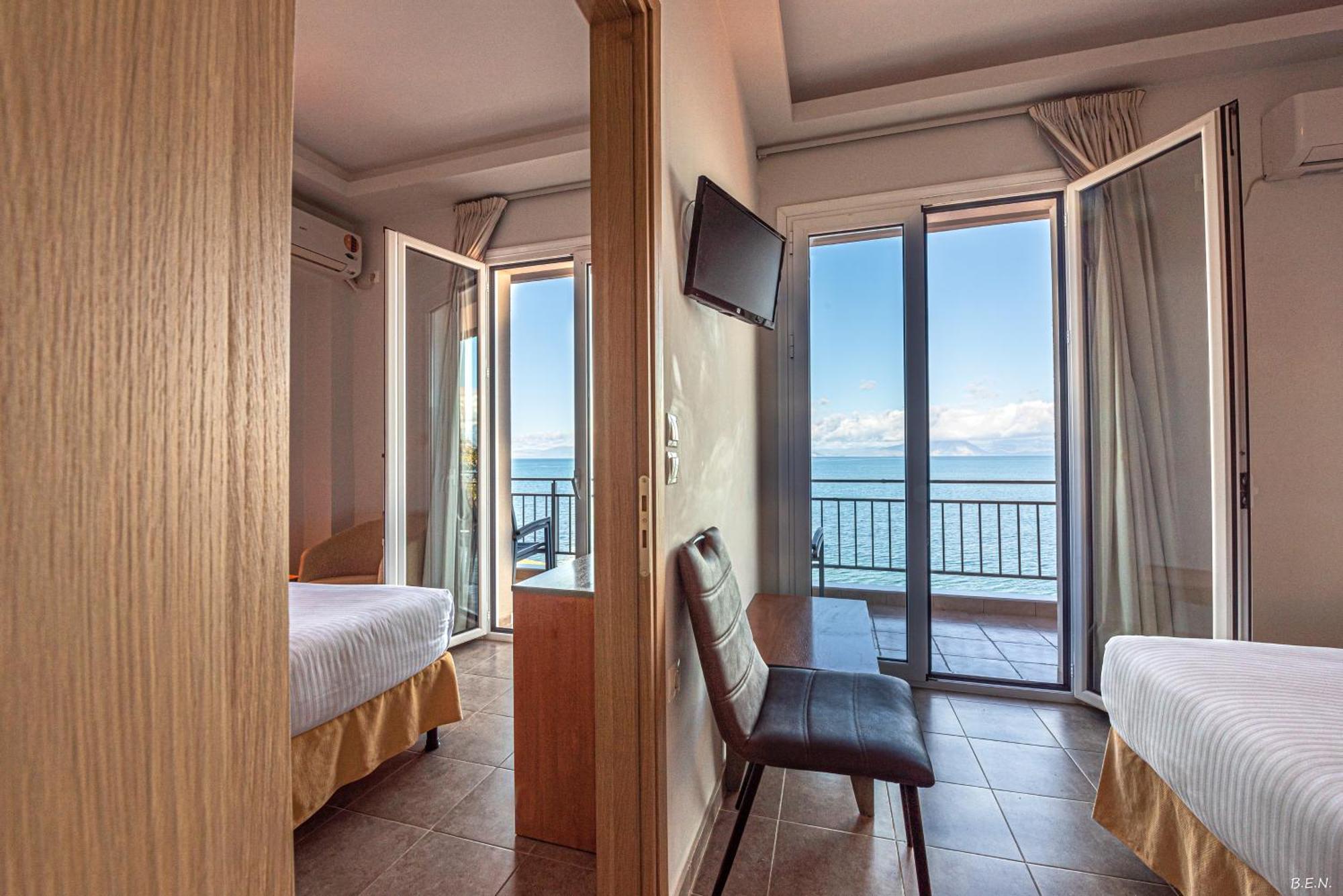 Castella Beach Alissos Ngoại thất bức ảnh