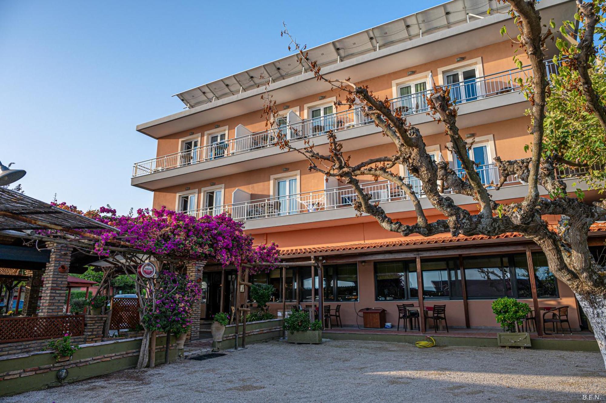 Castella Beach Alissos Ngoại thất bức ảnh