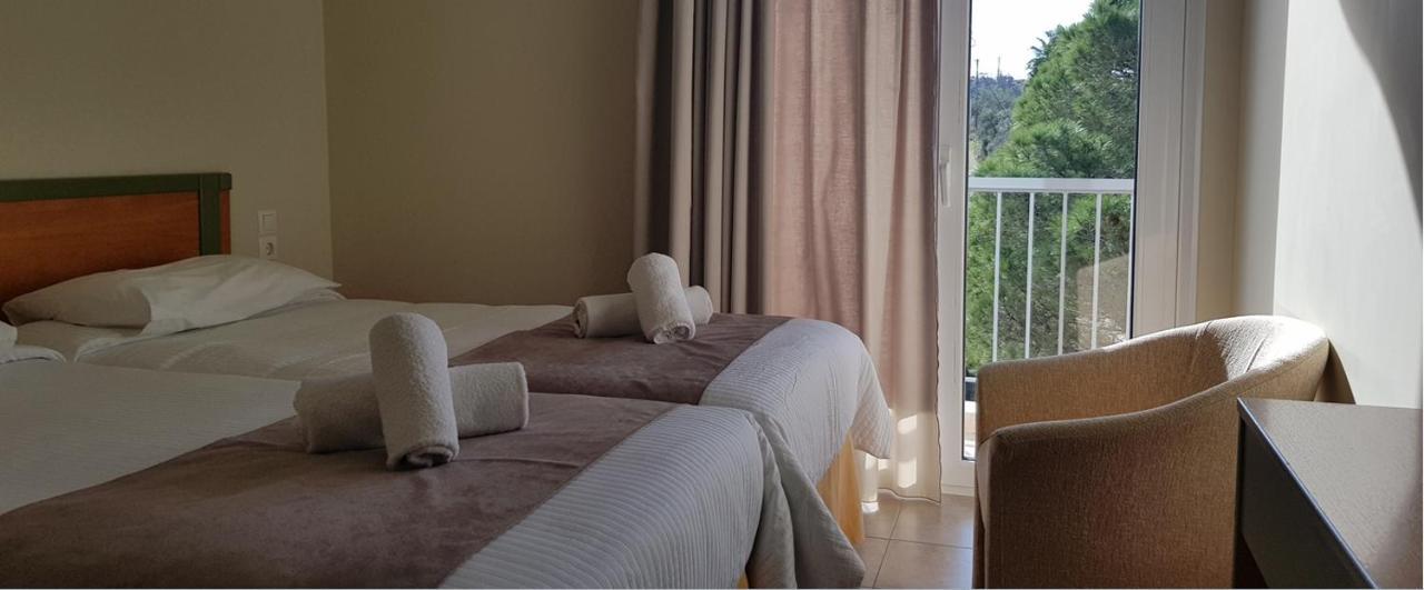 Castella Beach Alissos Ngoại thất bức ảnh